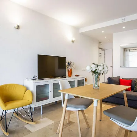 Roche Ronde - Welkeys Apartament *