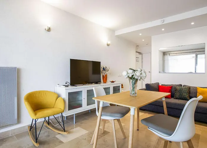 Roche Ronde - Welkeys Apartment *